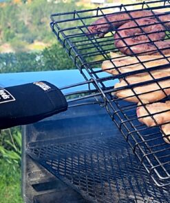 The braai grid handle sleeve / sock over the braai grid while flipping the grid.
